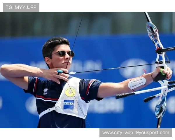 英格兰反曲弓队在2024年春季阿尔罗斯锦标赛中击败法国队晋级决赛